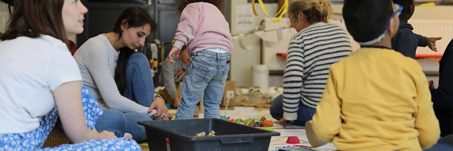 Atelier du mercredi pour les tout-petits, avril 2023, photo BPS22