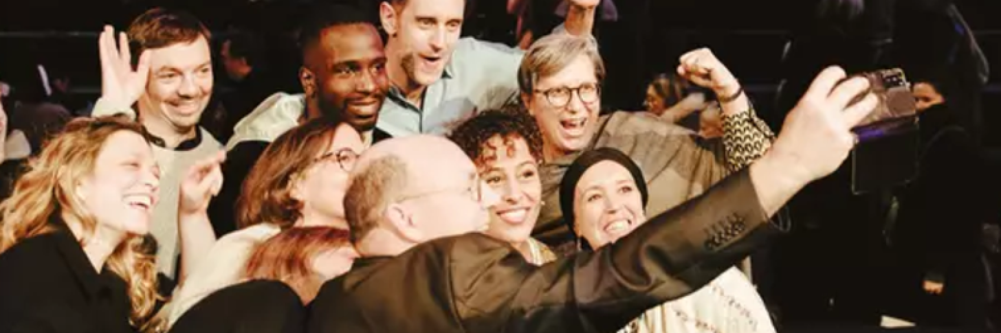 Live Magazine Journalistes, photographes et artistes montent sur scène