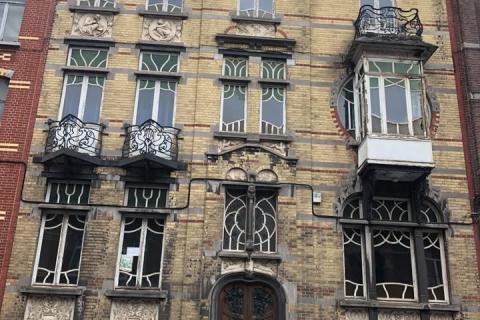 Charleroi, quelle histoire! Une visite historique du centre ville