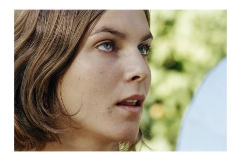  Chantal Maes, Tropismes. Le fiancé, 2004. Tirage aux pigments, 110 x 150 cm (papier).